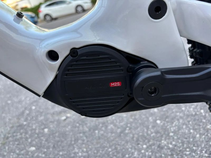 Novinka 2027 Megamo Reason SL 03 DJI Avinox M2s 150Nm