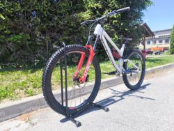 Canyon Torquay mulet 29/27.5 singl Speed. Zdvih 180/180