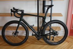 Specialized Tarmac SL7 Expert/ Roval Rapide CLX Il/ Roval Rapide Cockpit/ CeramicSpeed/58