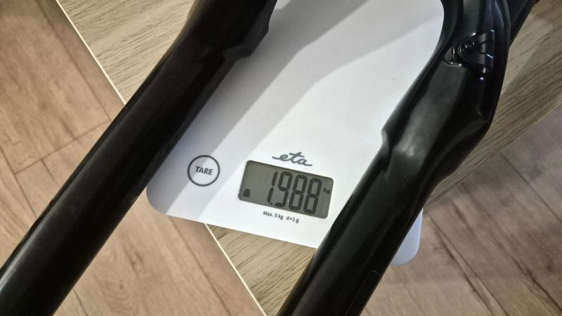 Rock Shox Judy 29", 120 mm, nejetá 