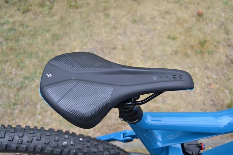 Cube Stereo 140 HPC Race Carbon (L) Stav nového