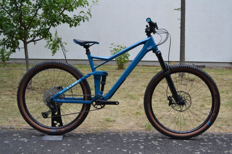 Cube Stereo 140 HPC Race Carbon (L) Stav nového