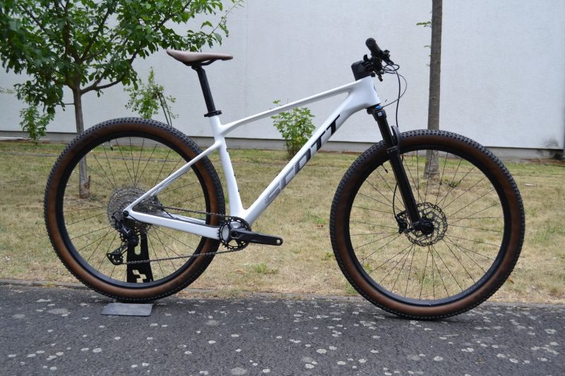 Scott Scale 930 White (L) 2024