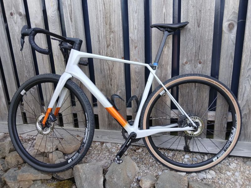 Superior X-ROAD Team Issue Di2 GR