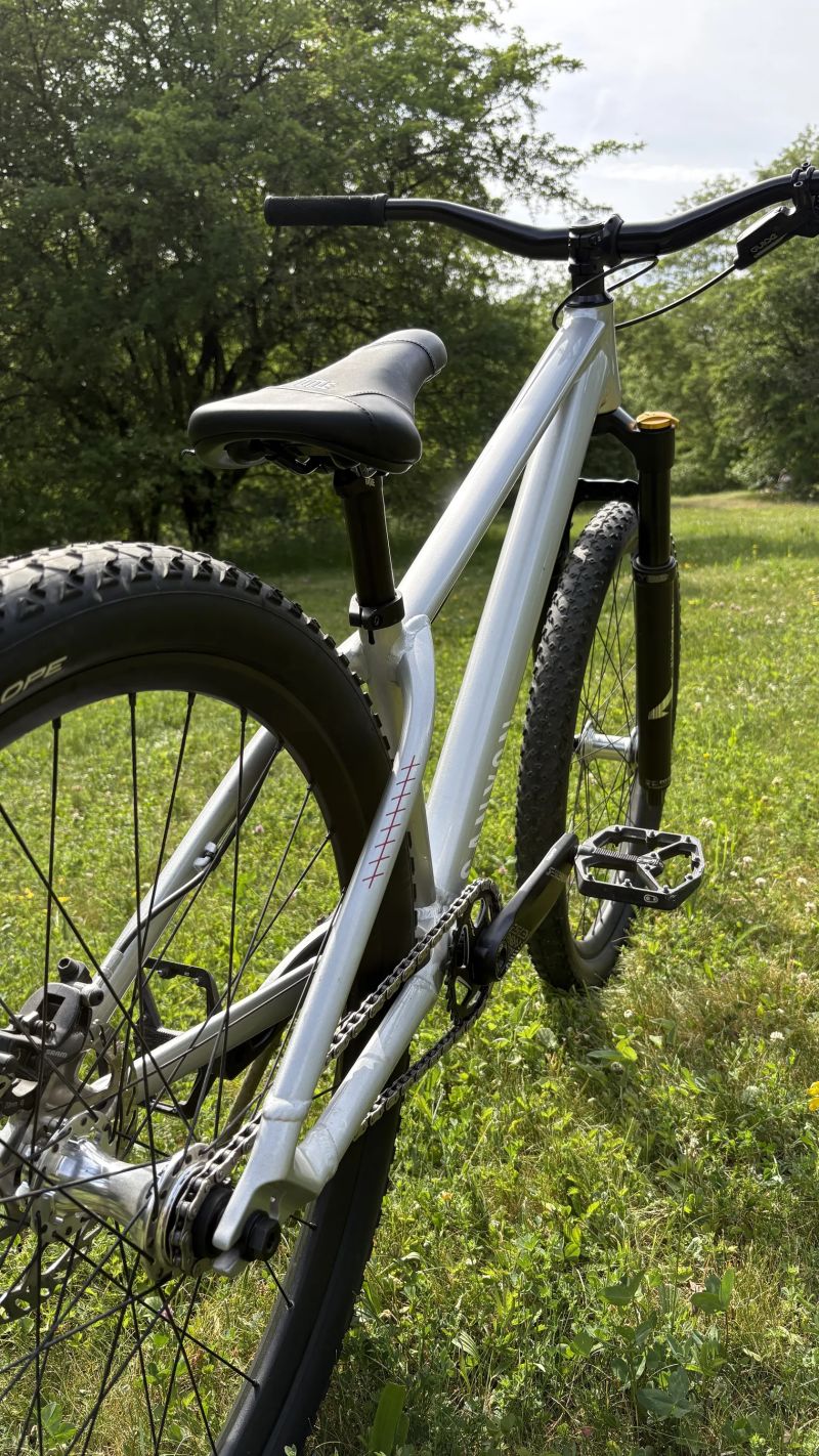Canyon Stitched 360 L (Title, Airdrop bikes)