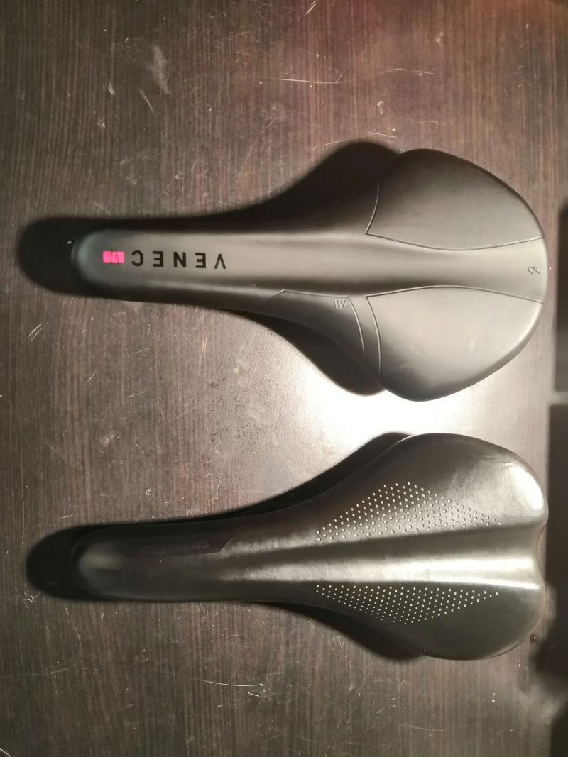 Prodám 2x sedlo na MTB