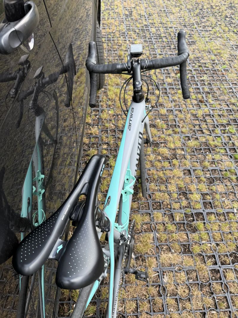 Specialized Amira