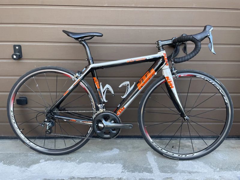 KTM Strada LC