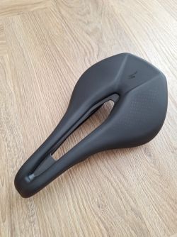 Sedlo Specialized Power Comp 143