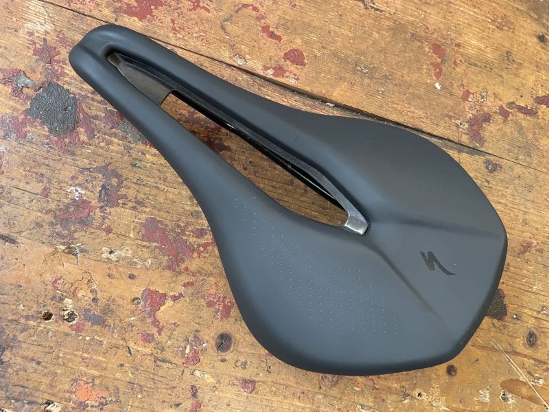 Sedlo Specialized Power Comp black 143mm