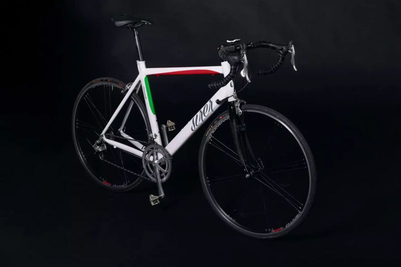 Šírer Delta Custom Series