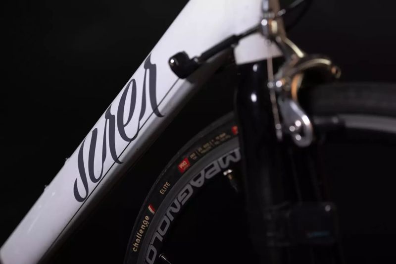 Šírer Delta Custom Series