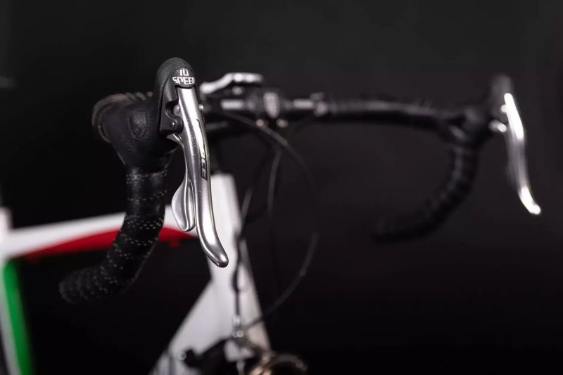 Šírer Delta Custom Series
