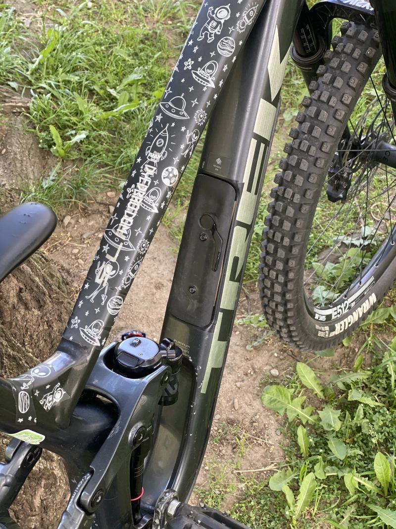 Trek slash 8 2022