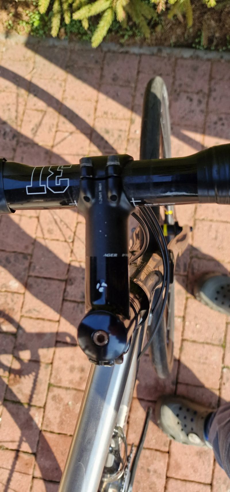 Allroad kolo Kinesis GF Ti Disc 60 – titanový rám, 1x11, osazení SRAM Force, top stav