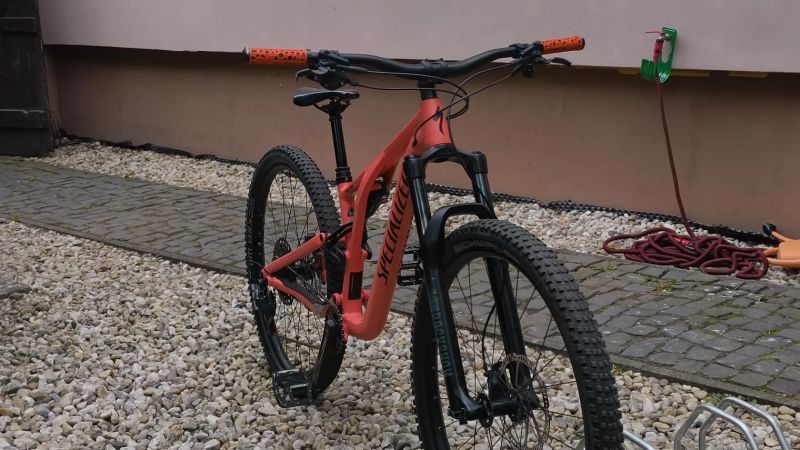 Specialized Stumpjumper | GX Eagle, čtyřpístkové brzdy Shimano SLX 🔥 