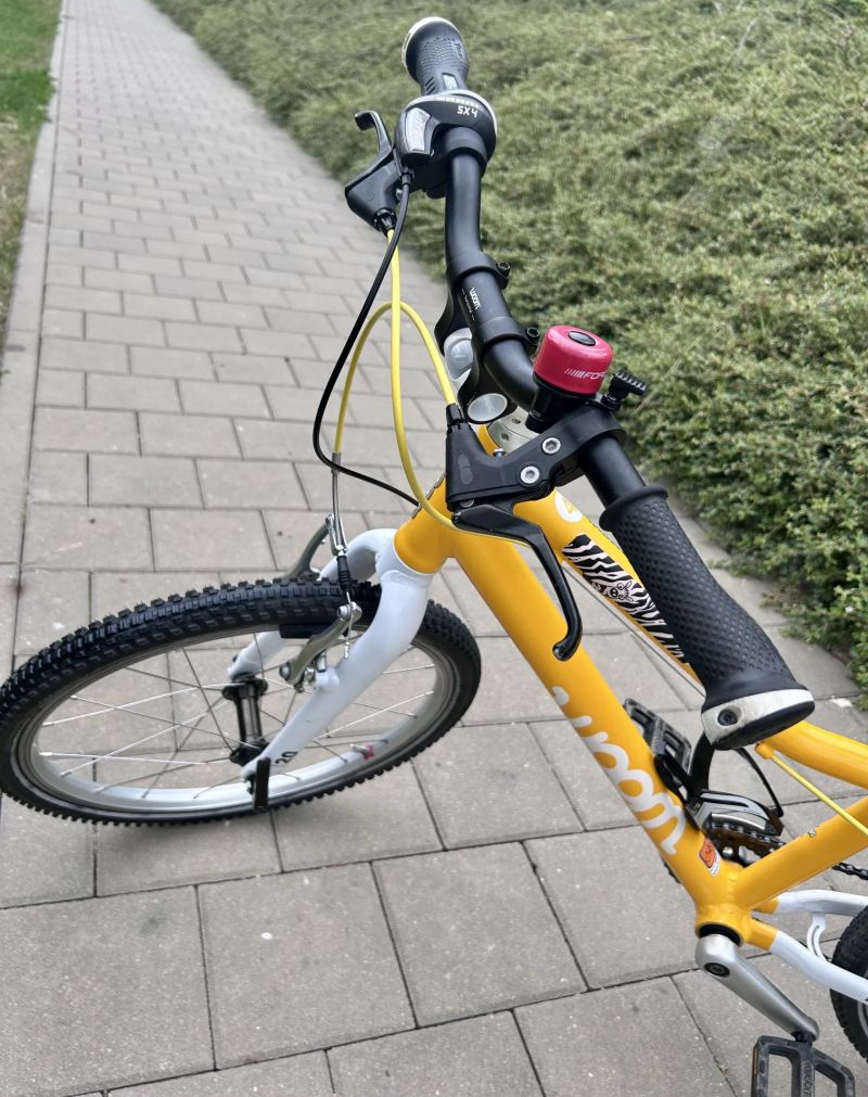 Woom 4 dětské kolo 20" Yellow