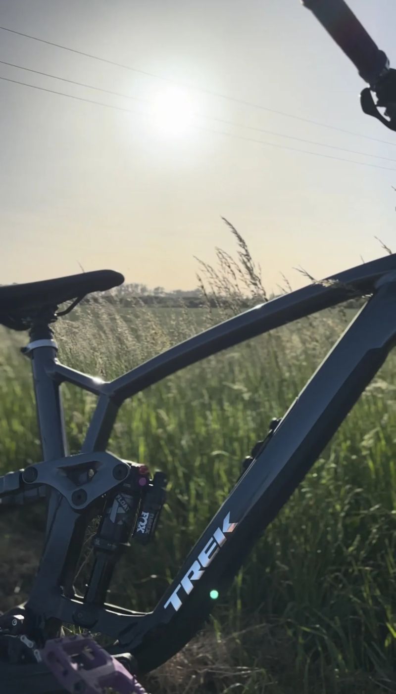 Trek FUEL EX 8 Gen 6