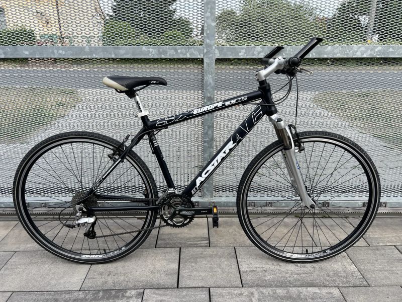 Acstar Europe SX 28" ( PC: 16.990kč ) Shimano Deore XT