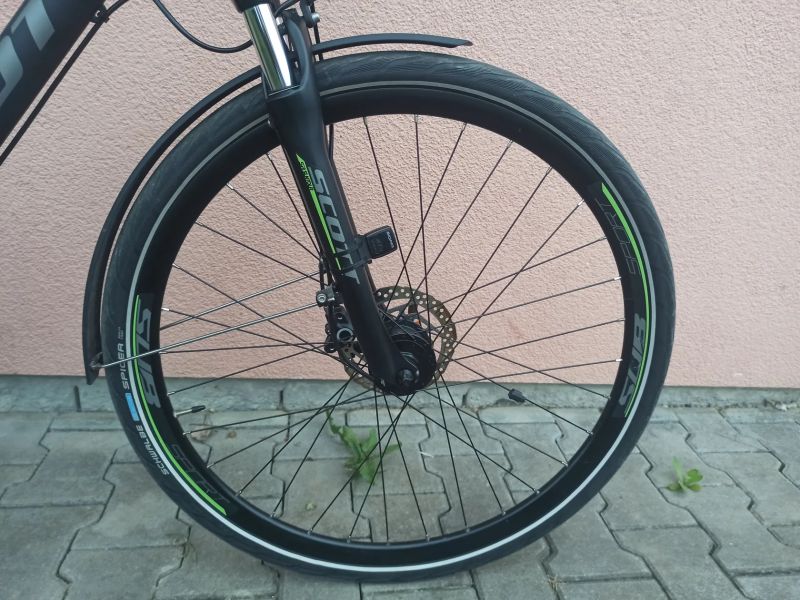 Trekingové kolo SCOTT SUB (top stav, Deore XT)