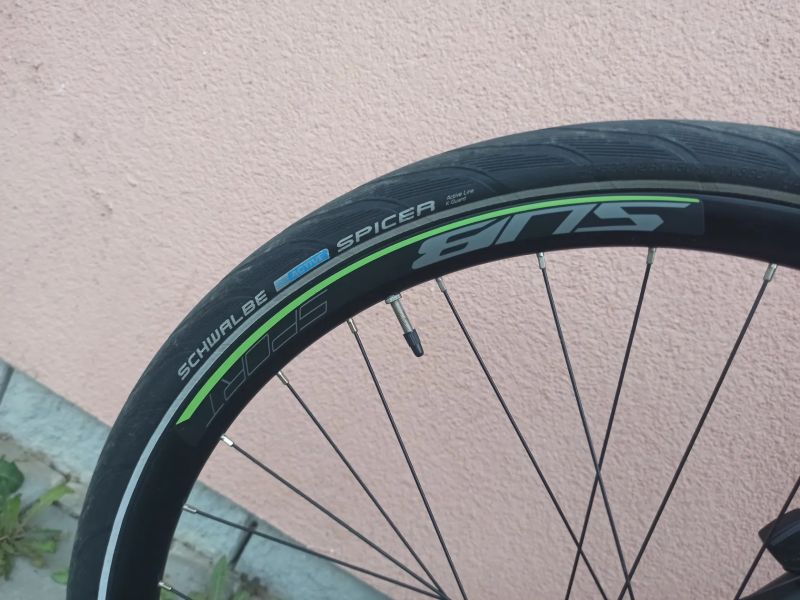 Trekingové kolo SCOTT SUB (top stav, Deore XT)