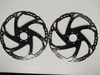 Brzdy Sram code, kotouče Shimano, destičky Galfer, WTB pneu