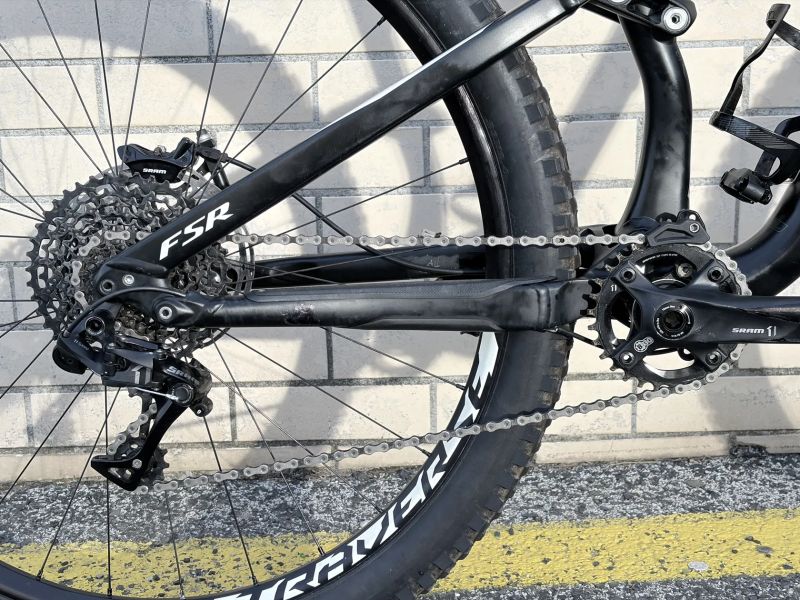 Specialized Stumpjumper FSR Elite 29", vel. M, 2016