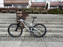 Radon SKEEN TRAIL