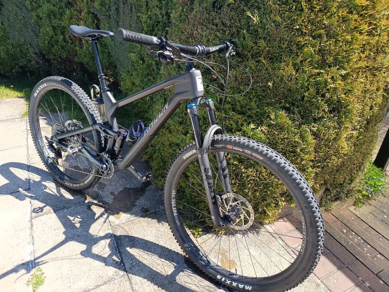 Radon Skeen Trail 9.0