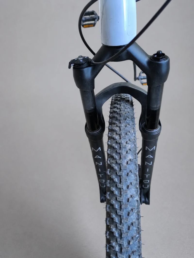 Rockrider XC Race 700 29" XL – téměř nové, Deore 1×11, Manitou, najeto do 200 km