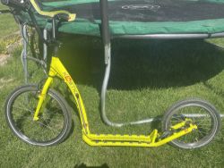 Koloběžka Kostka Hill and Fun
