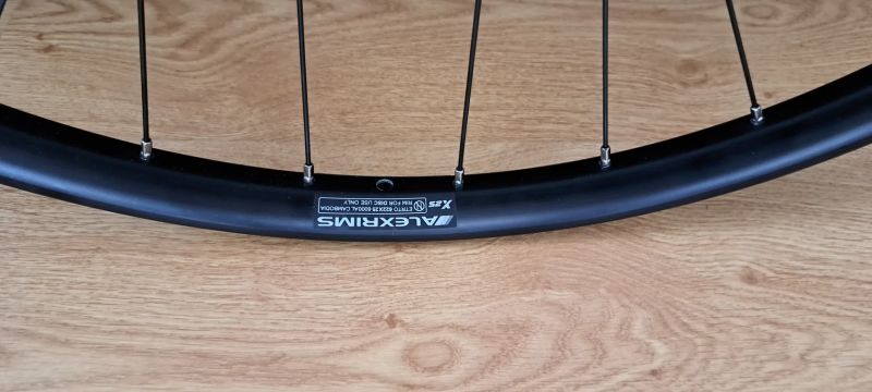 Nová - nejetá kola MTB / 29 ořech Micro spline 12 + brzdové kotouče