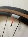 DT Swiss G1800 25 Gravel zapletená kola 