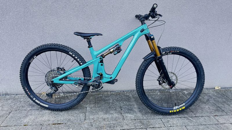 Yeti SB140 LR TURQ vel. M rok 2024