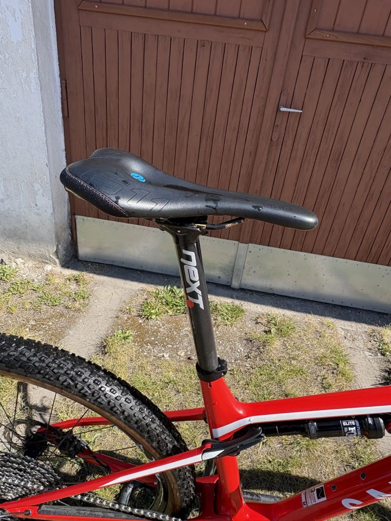 Canyon Lux CF SL 8.0 Race Team vel. M