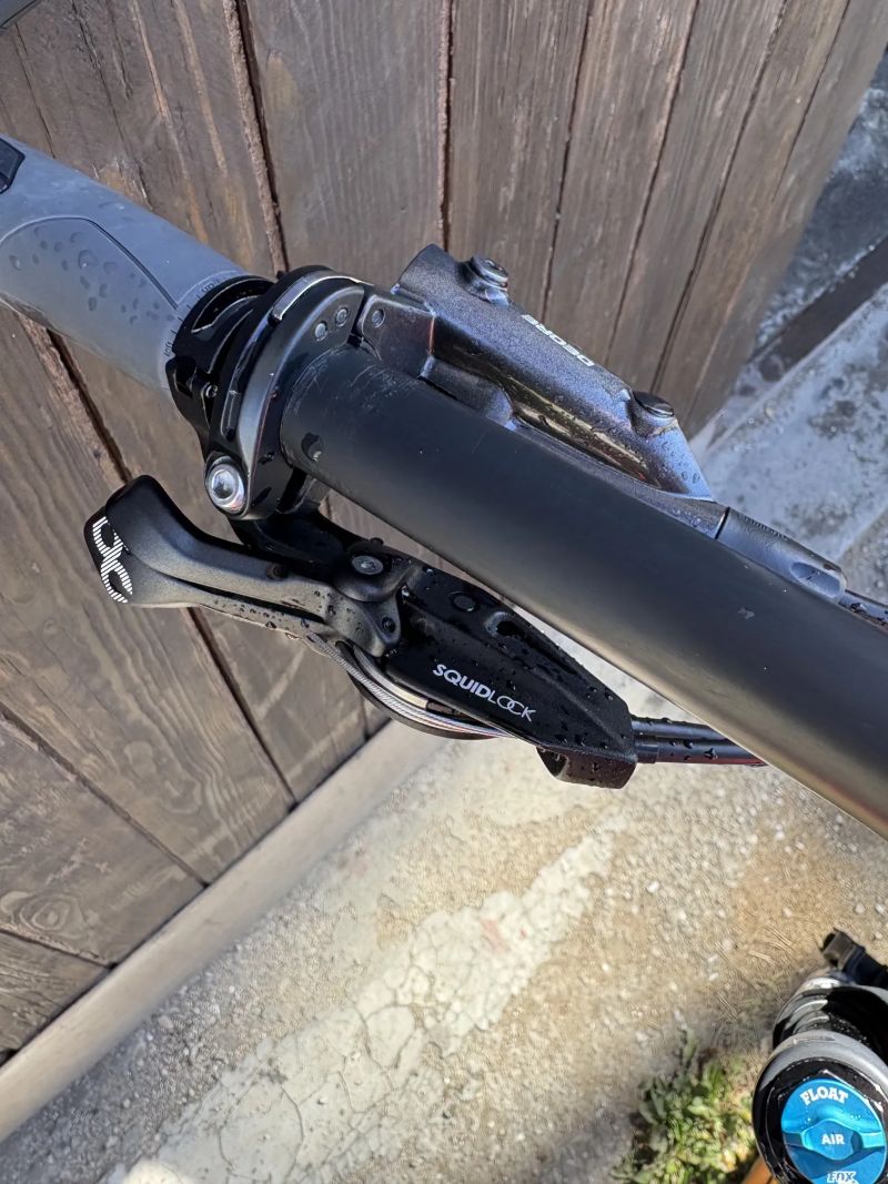Canyon Lux CF SL 8.0 Race Team vel. M