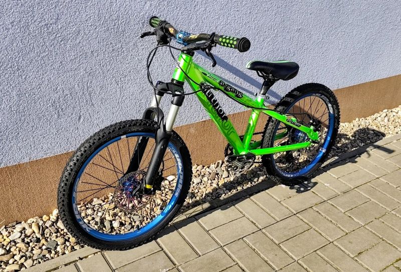 Prodám dětské kolo velikost 20“ (ideální i do bikeparku)