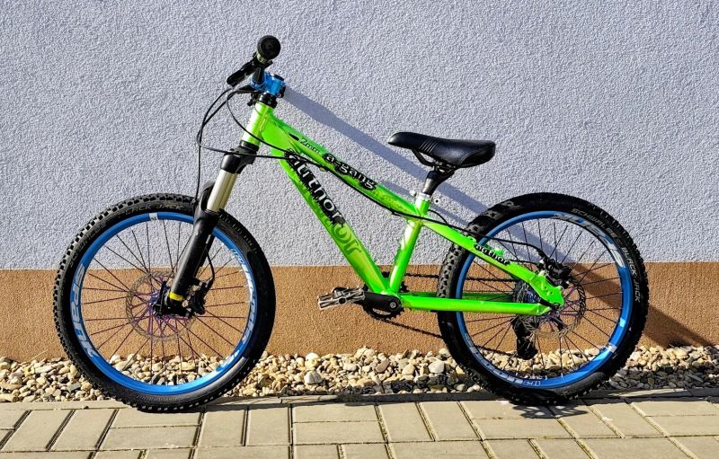 Prodám dětské kolo velikost 20“ (ideální i do bikeparku)