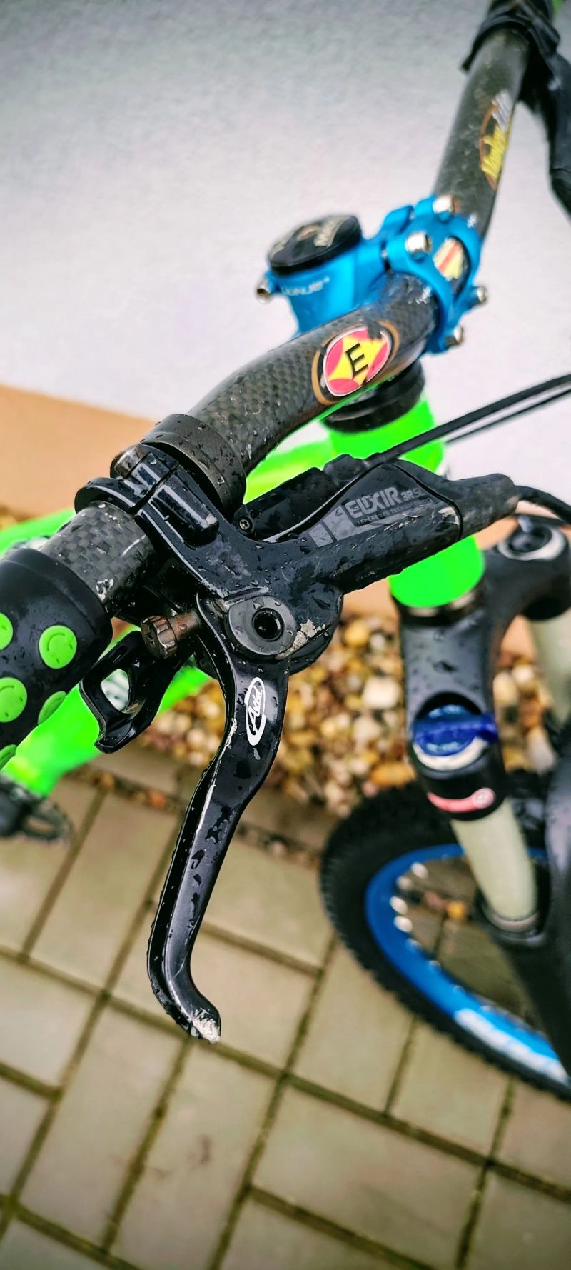 Prodám dětské kolo velikost 20“ (ideální i do bikeparku)