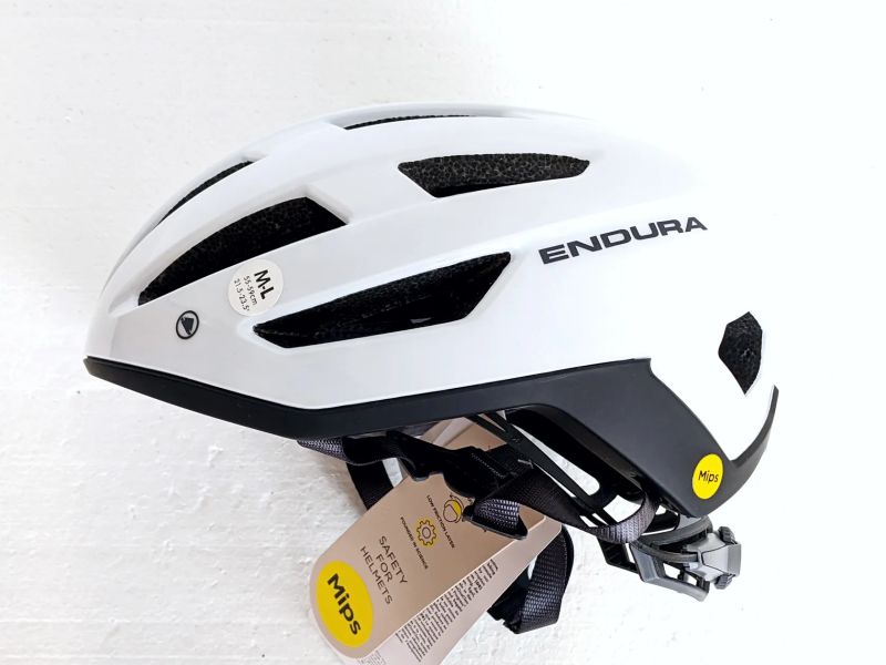 Endura Xtract MIPS white. Velikost M/L 55-59cm