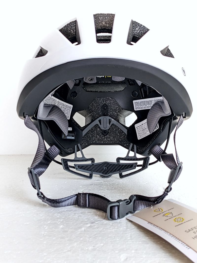 Endura Xtract MIPS white. Velikost M/L 55-59cm