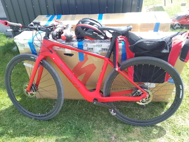 Lehky karbon gravel damske M