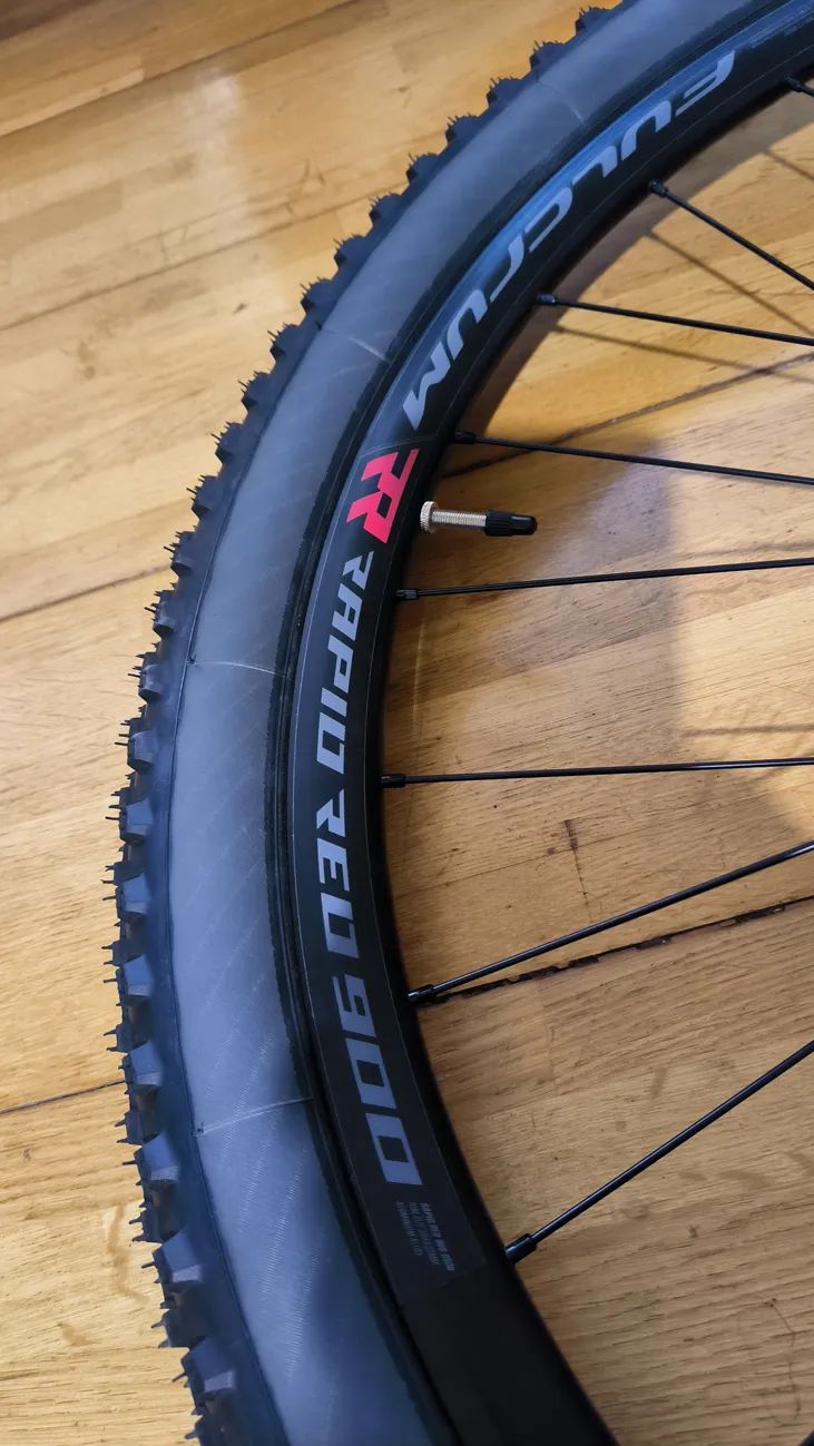 Gravel zapletená kola Fulcrum včetně plášťů Vittoria - nové, nepoužité