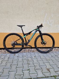 Prodám celoodpružené karbonové MTB kolo ORBEA OIZ 29"