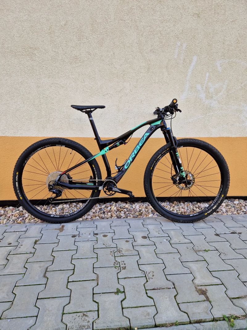 Prodám celoodpružené karbonové MTB kolo ORBEA OIZ 29"