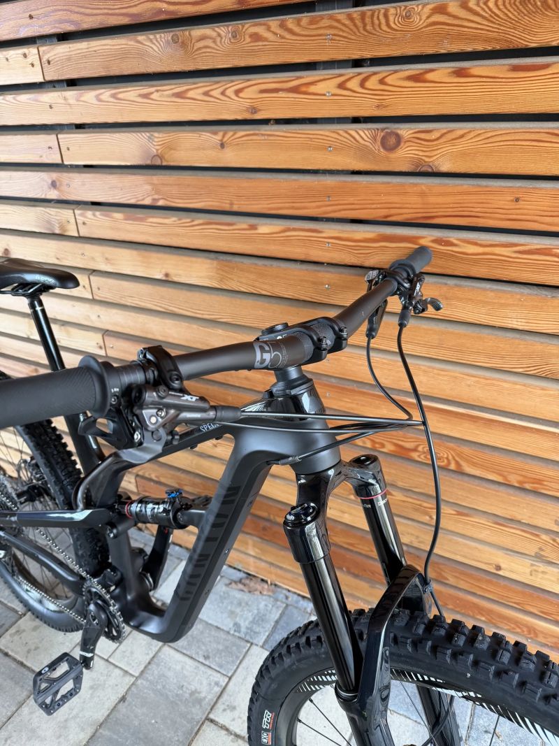 Canyon Spectral CF 9.0