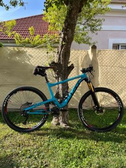 GT Helion Carbon PRO
