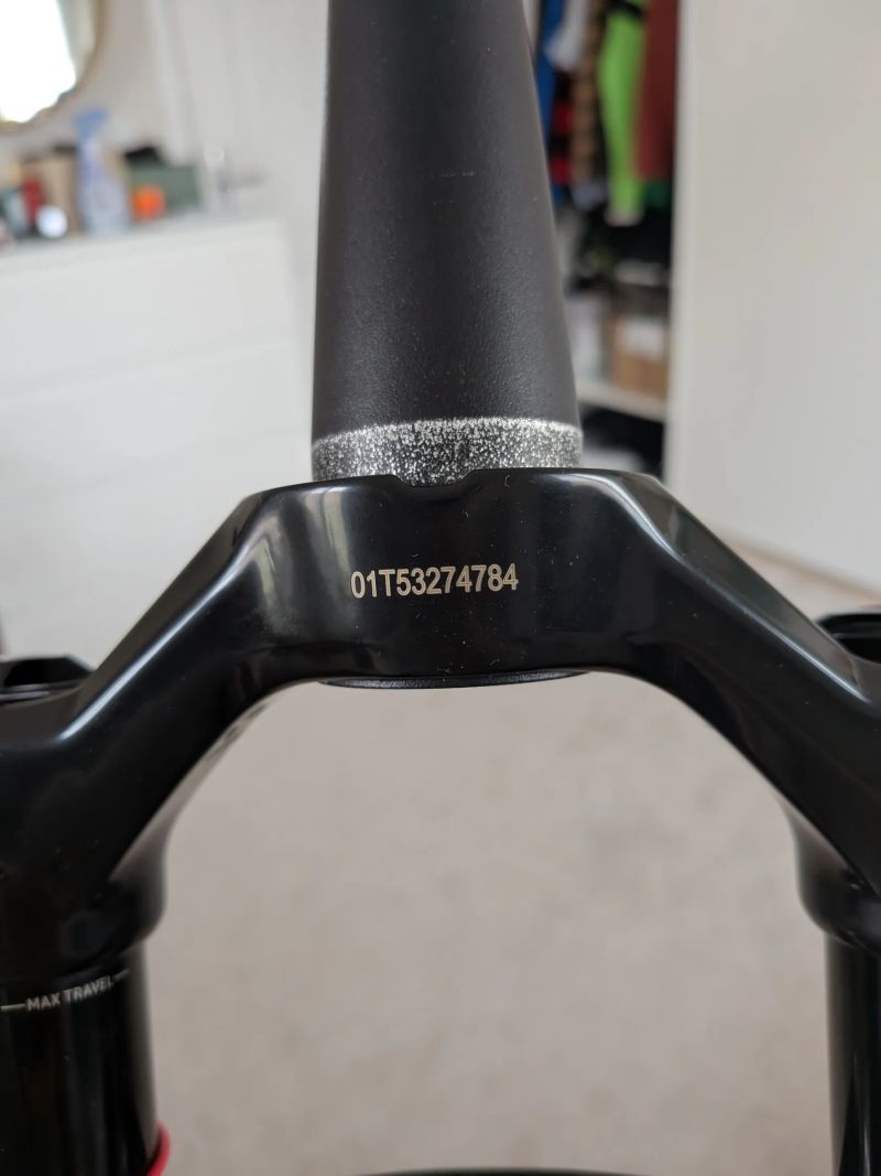 PRODÁM: RockShox Psylo Gold RC – ÚPLNĚ NOVÁ 29 140mm