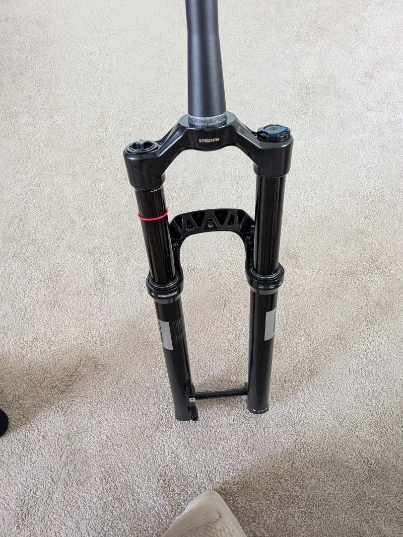 PRODÁM: RockShox Psylo Gold RC – ÚPLNĚ NOVÁ 29 140mm