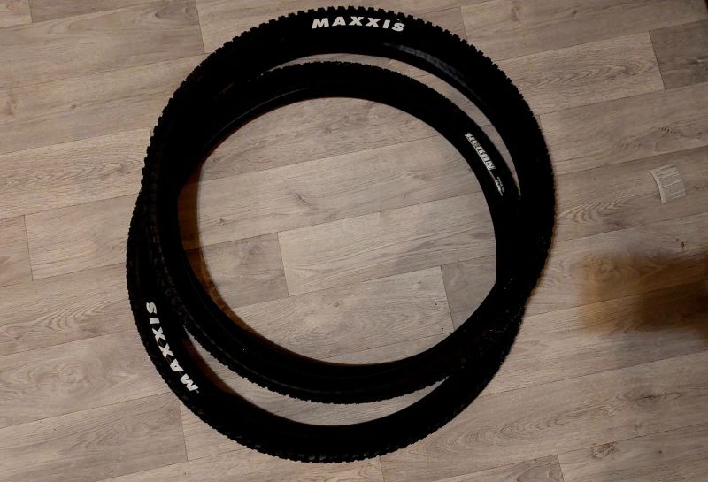 Maxxis Rekon 2,4" drát